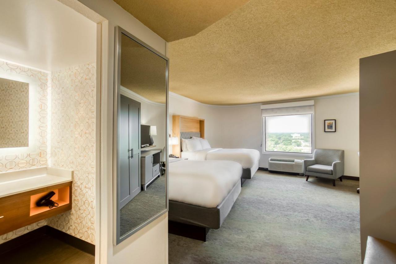 Holiday Downtown Historic District By Ihg Hotel 3*